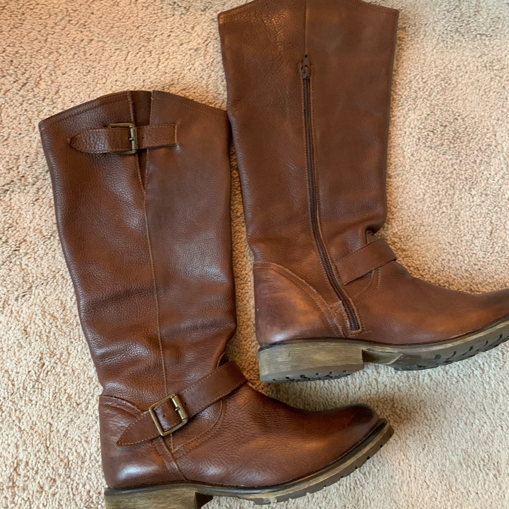 Steve Madden brown boots